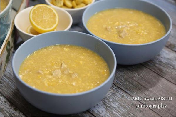 طريقة-عمل-شوربة-الذرة-الحلوة-بالدجاج طريقة عمل شوربة الذرة الحلوة بالدجاج