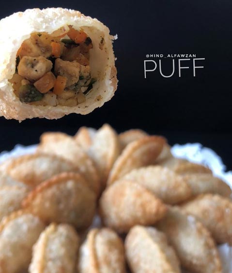 فطائر البف باستري بالدجاج بعجينة سهلة و سريعة