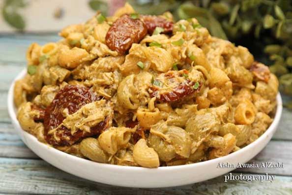 طريقة-عمل-المكرونة-بالطماطم-المجففة-والكريمة-لذيذة طريقة عمل المكرونة بالطماطم المجففة والكريمة لذيذة