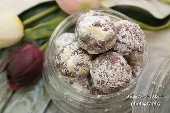 طريقة عمل كرنكلز الشوكولاتة بحشوة التوفي اللذيذة