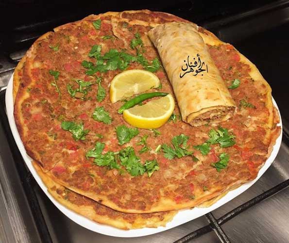 لحم بعجين حلبي بدبس الرمان بأسهل وأضمن طريقة