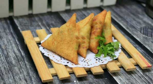 طريقة-عمل-عجينة-السمبوسة-المنزلية طريقة عمل عجينة السمبوسة المنزلية