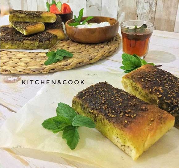 طريقة-عمل-مناقيش-الزعتر-الفلسطيني-سريعة-وسهلة-التحضير طريقة عمل مناقيش الزعتر الفلسطيني سريعة وسهلة التحضير