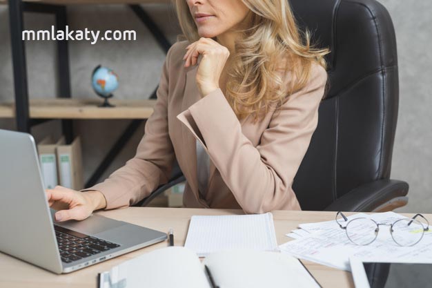 اناقة المراة العاملة