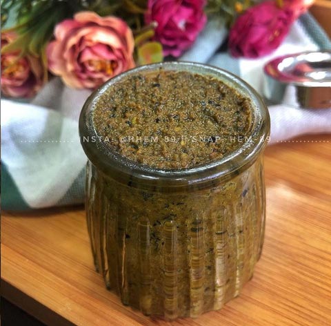 مهروس-الزيتون طريقة عمل معجون الزيتون الاسود والزعتر