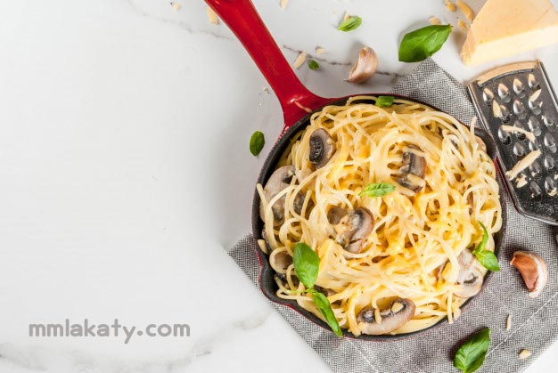 طريقة عمل مكرونة بالصوص الابيض