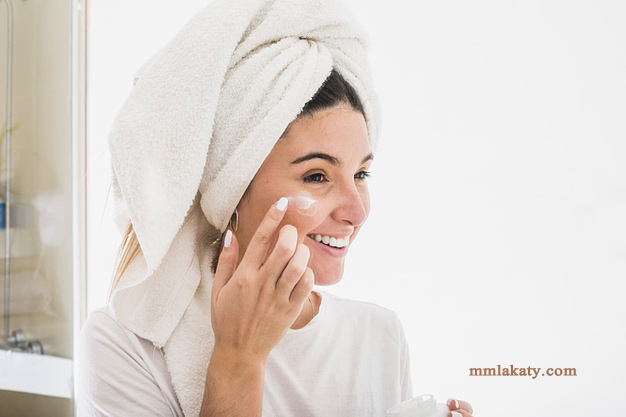 ماسك-للرؤوس-البيضاء-والسوداء ماسك للرؤوس البيضاء والسوداء