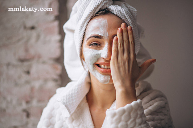 ماسك ماسك للوجه طبيعي للتفتيح وتوحيد لون البشرة