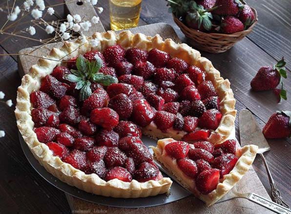 طريقة عمل تارت الفراولة بالكاسترد سهلة