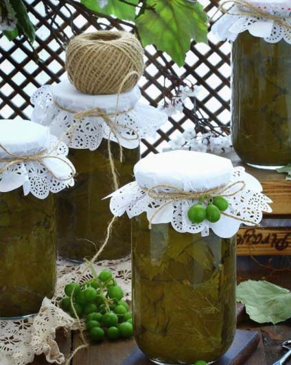 طريقة تخزين ورق العنب بالماء والملح