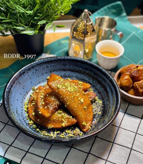 طريقة عمل عجينة القطايف بالسميد والدقيق