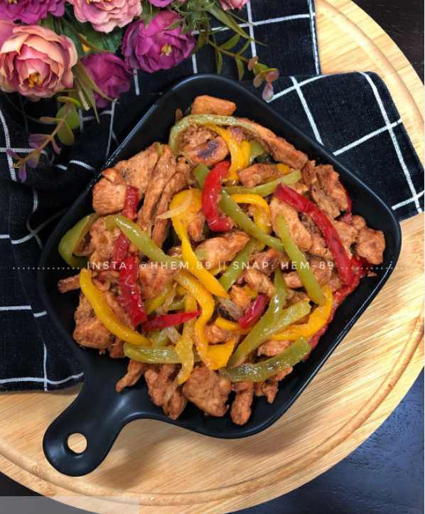 طريقة عمل فاهيتا الدجاج مثل المطاعم طريقة عمل فاهيتا الدجاج مثل المطاعم