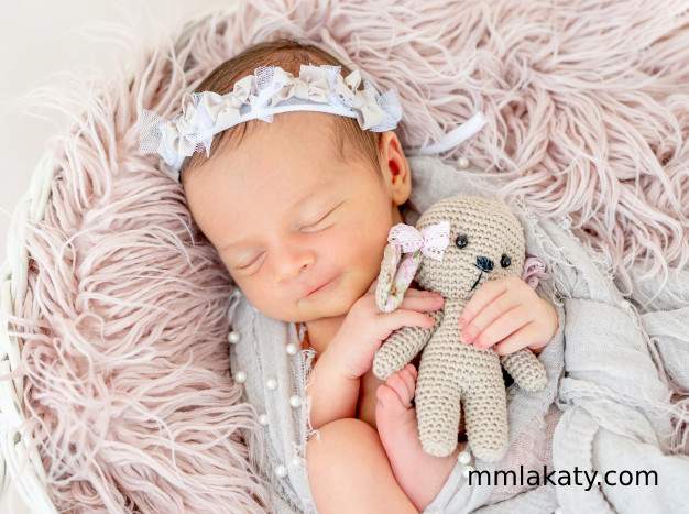 اسماء بنات بحرف النون ومعانيها