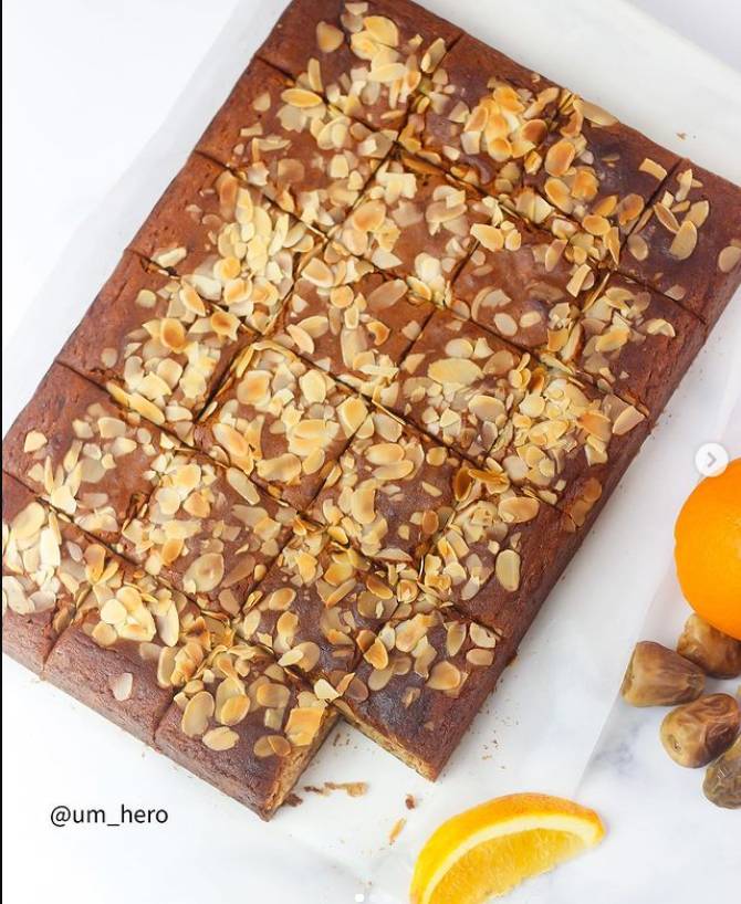 طريقة عمل براونيز التمر بقشر البرتقال طريقة عمل براونيز التمر بقشر البرتقال