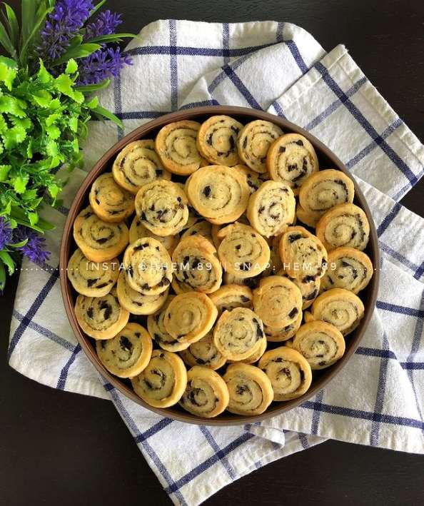 طريقة عمل رولات الزعتر والزيتون