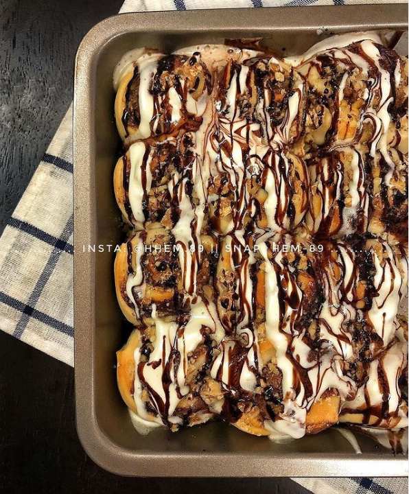 طريقة عمل سينابون بالصوص الابيض