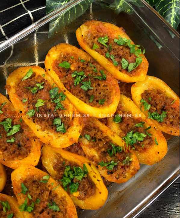 طريقة عمل قوارب البطاطس باللحم المفروم طريقة عمل قوارب البطاطس باللحم المفروم