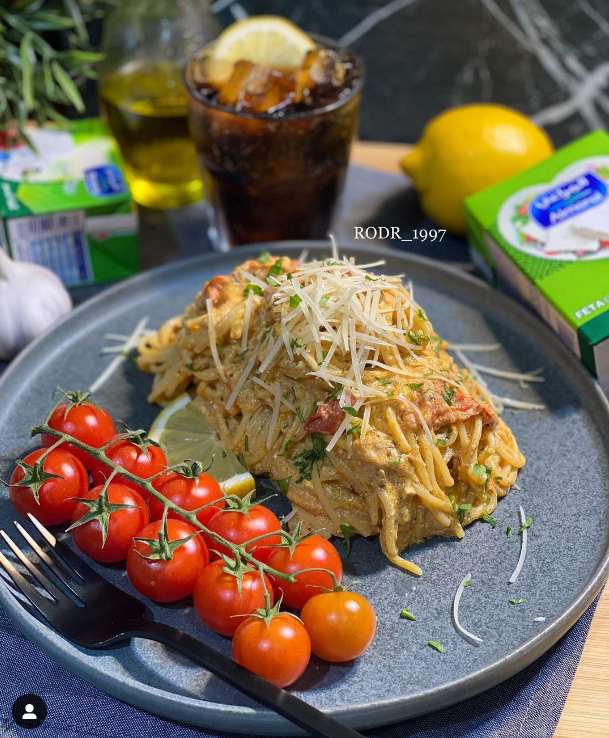 طريقة عمل باستا بالجبن الفيتا