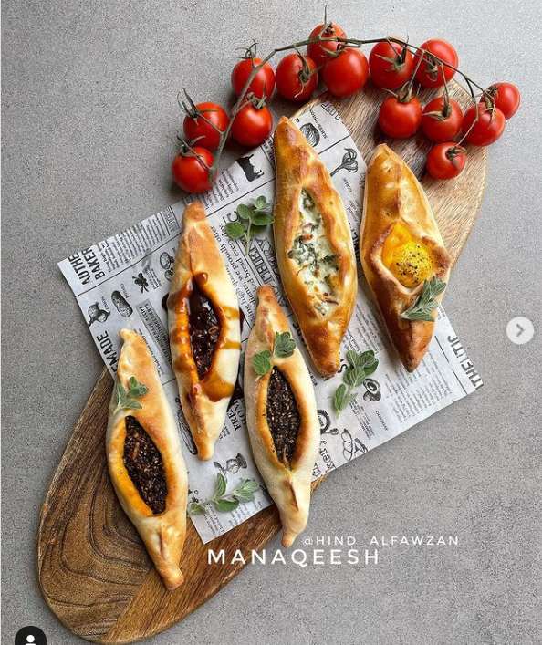 طريقة عمل مناقيش هشة بحشوات مختلفة طريقة عمل مناقيش هشة بحشوات مختلفة