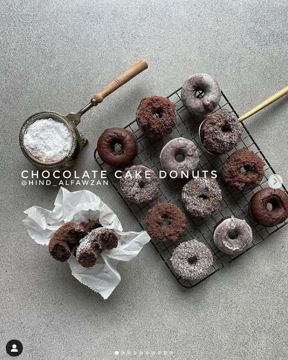 دونات الشوكولاتة المخبوزة