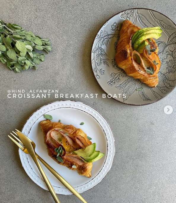 قوارب الكرواسون قوارب الكرواسون بالبيض