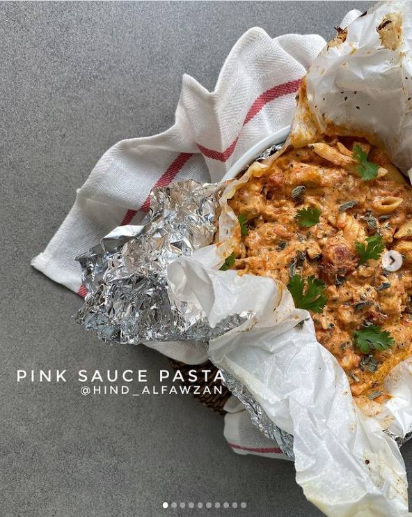 باستا هند الفوزان المكرونة بالصلصة الوردية
