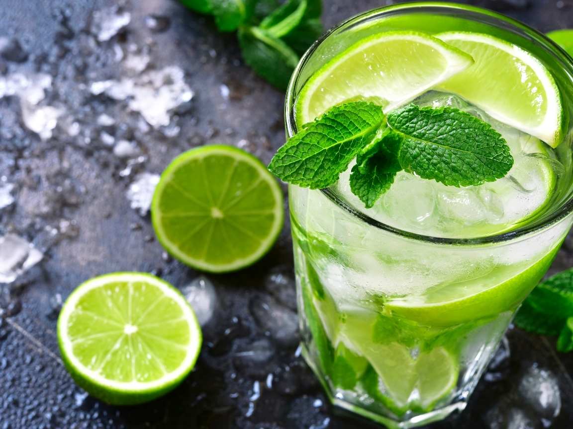 الموهيتو بالسفن والشاني طريقة الموهيتو بالسفن والشاني باحتراف