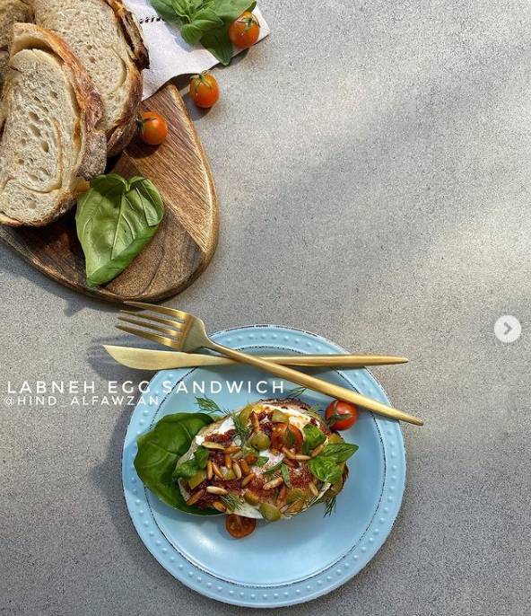 طريقة عمل بيض باللبنة طريقة عمل بيض باللبنة