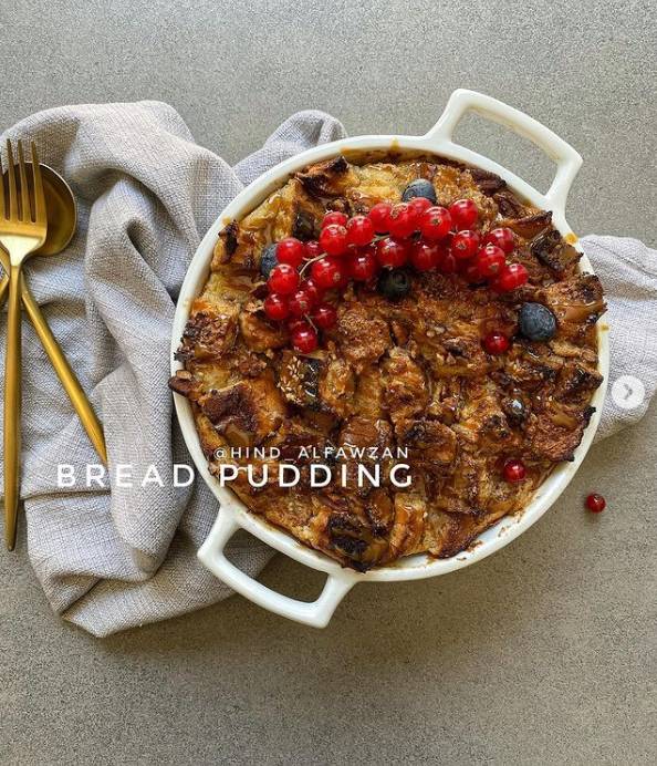 بودينغ الخبز بودينغ الخبز بالكاسترد