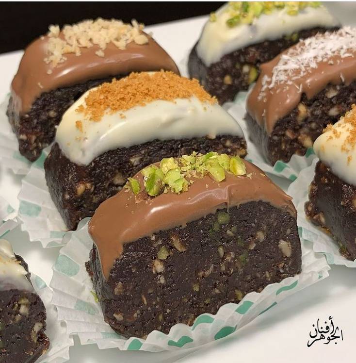 كرانشي كيك بالمكسرات