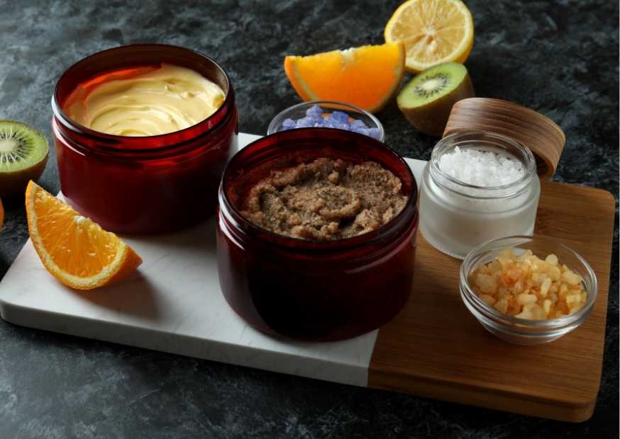 فوائد ماسك الطين للبشرة الدهنية