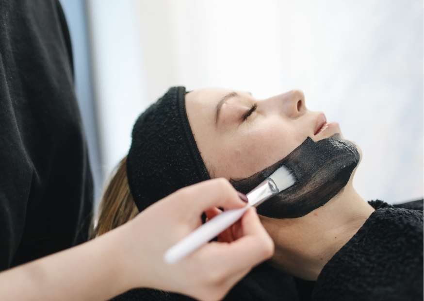 الفحم للبشرة الحساسة ماسك الفحم للبشرة الحساسة