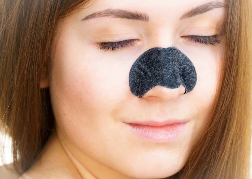 أسهل ماسك للرؤوس السوداء على الأنف