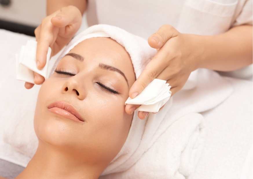 ماسك النشا للتفتيح