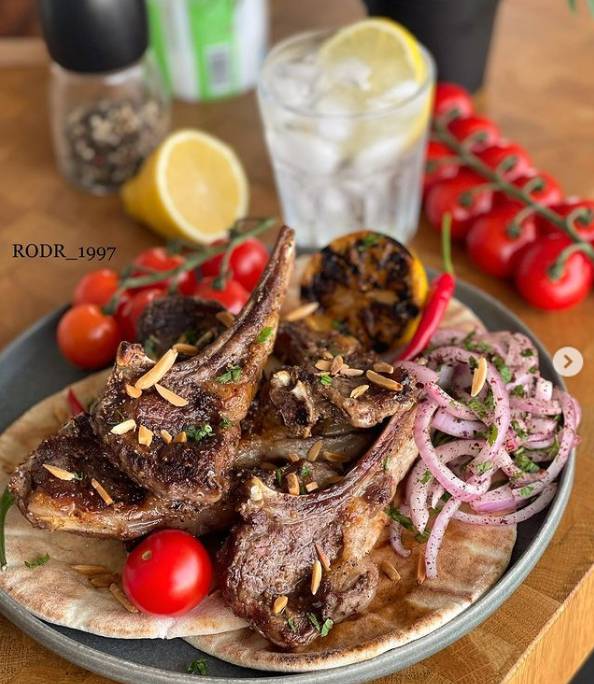 طريقة عمل ريش لحم مشوية