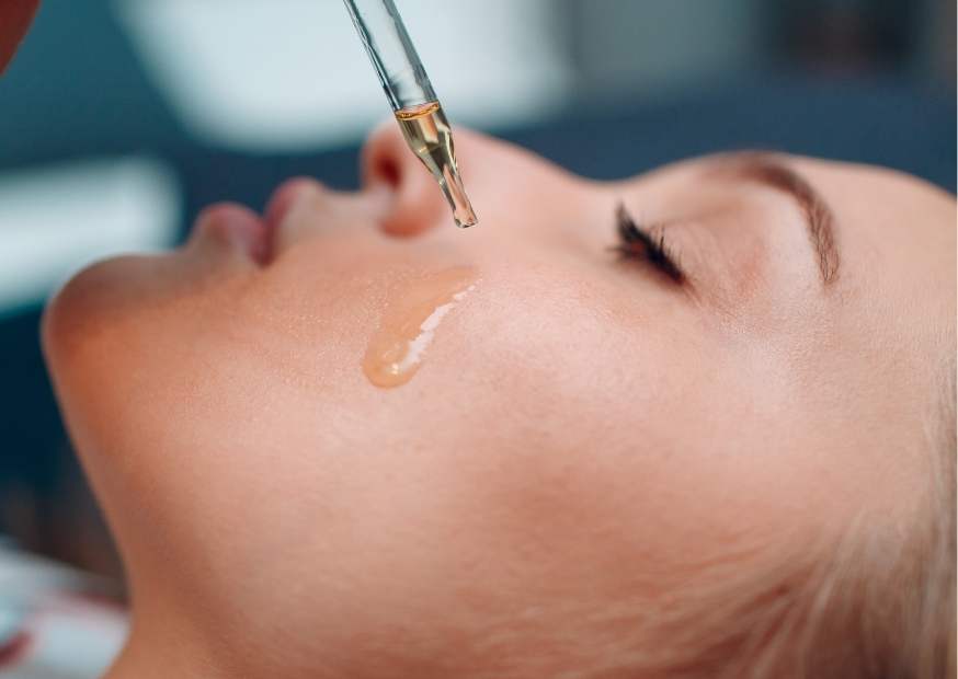 فوائد ماسك القرنفل للوجه