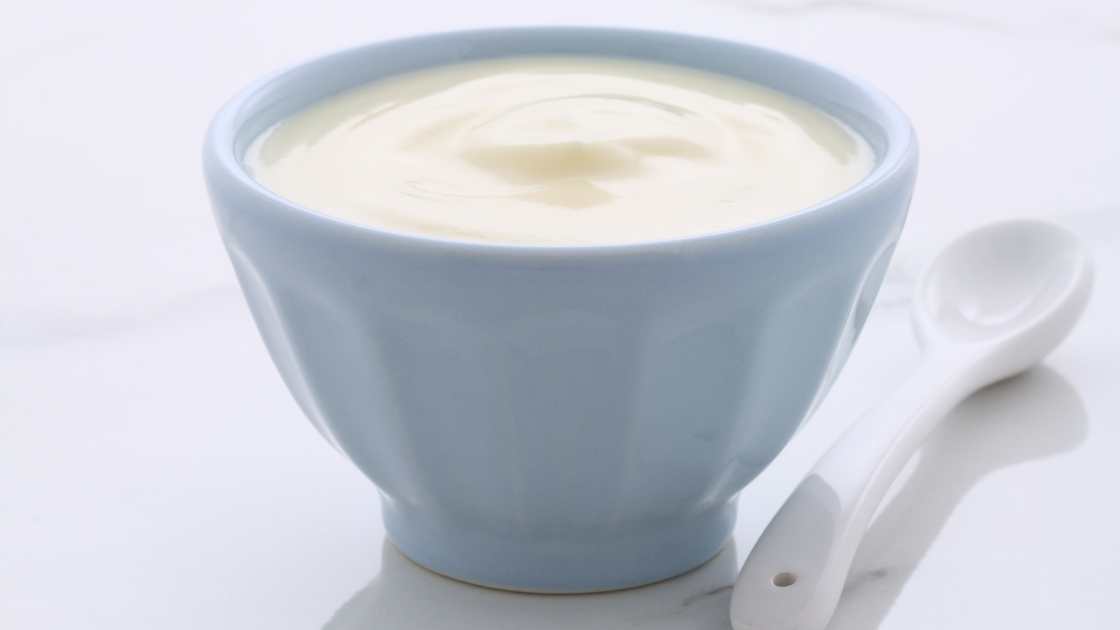 فوائد ماسك الزبادى فوائد ماسك الزبادى للبشرة والشعر