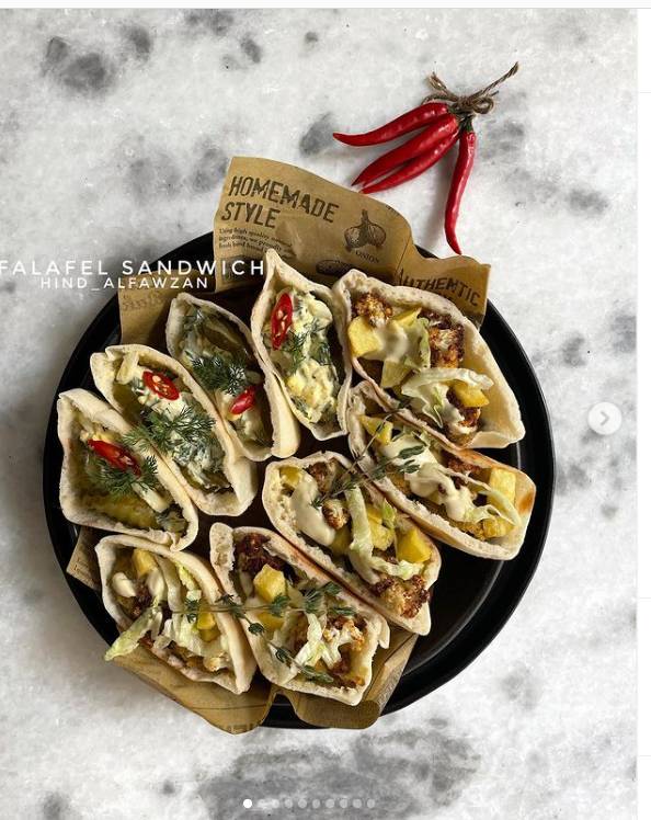 طريقة عمل سندوتشات فلافل طريقة عمل سندوتشات فلافل