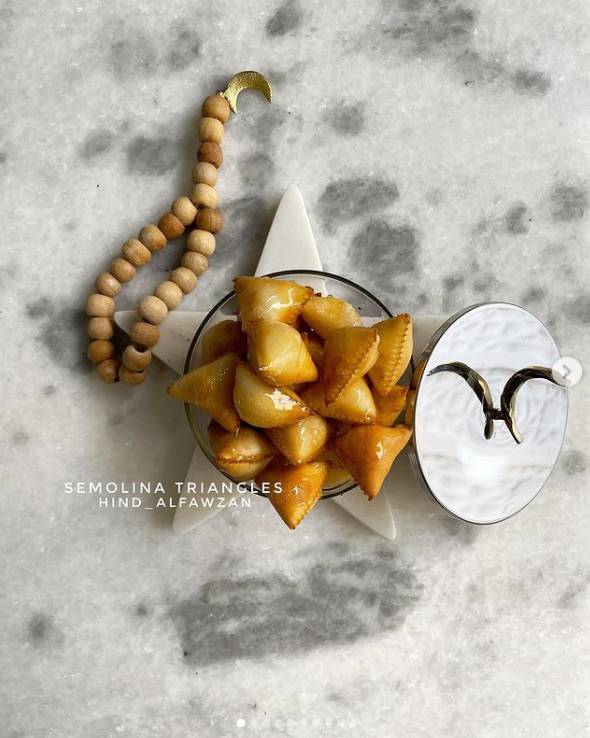 طريقة عمل مثلثات السميد