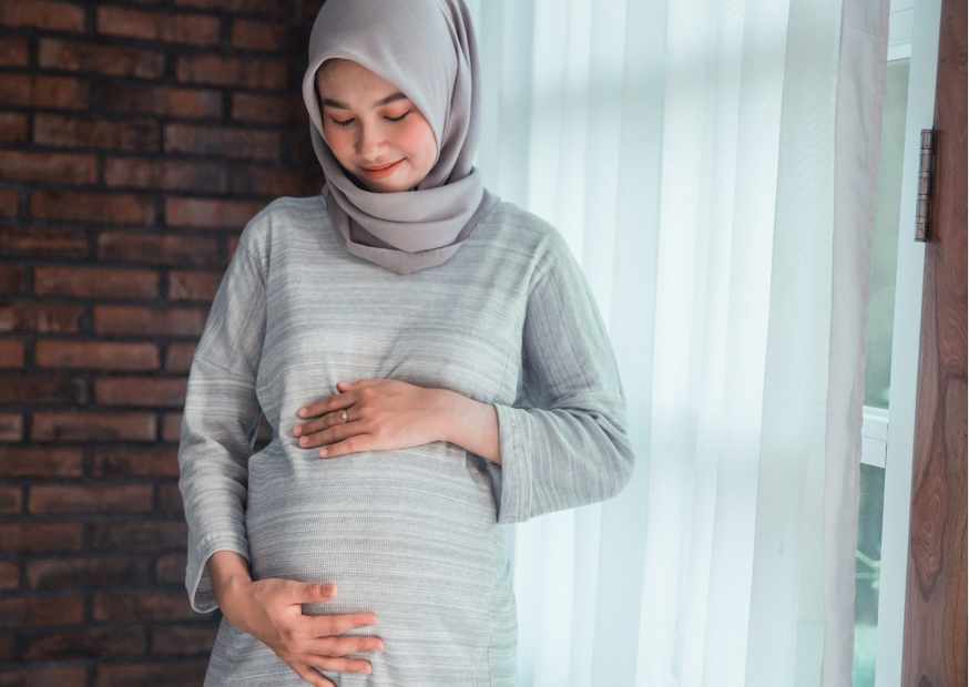 الصداع عند الحامل في الشهر الثالث وأهم أسبابه