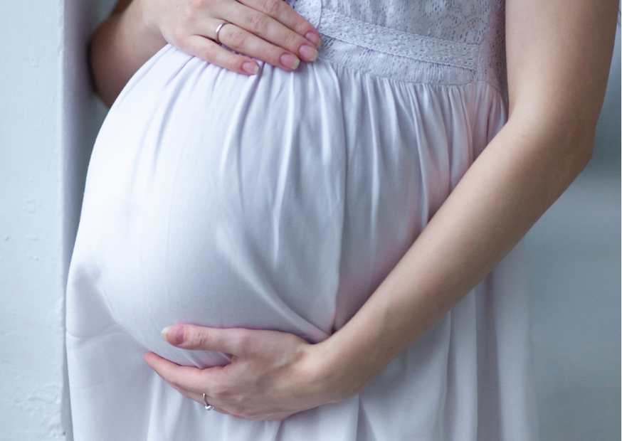 ما هي أعراض الطلق الصناعي