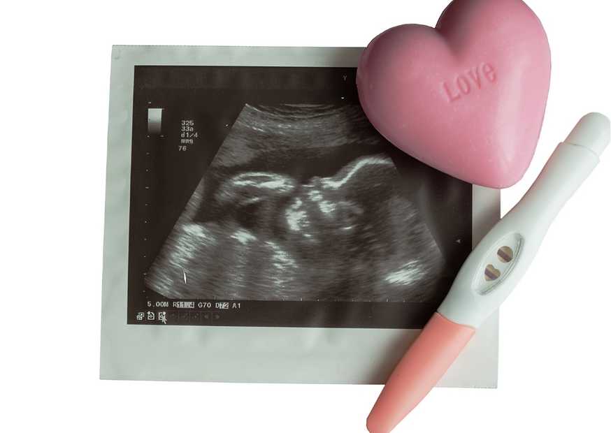 أضرار الإمساك على الحامل والجنين