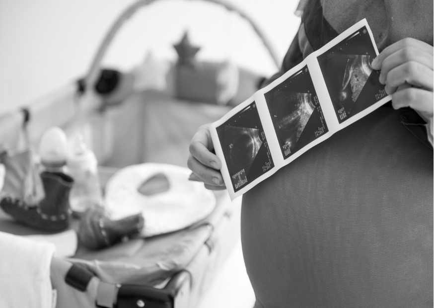 كم وزن الجنين في الشهر الخامس