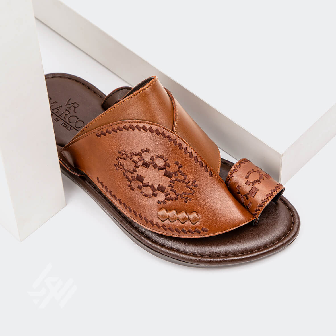 اكتشف أفضل متجر لشراء حذائك اكتشف أفضل متجر لشراء حذائك