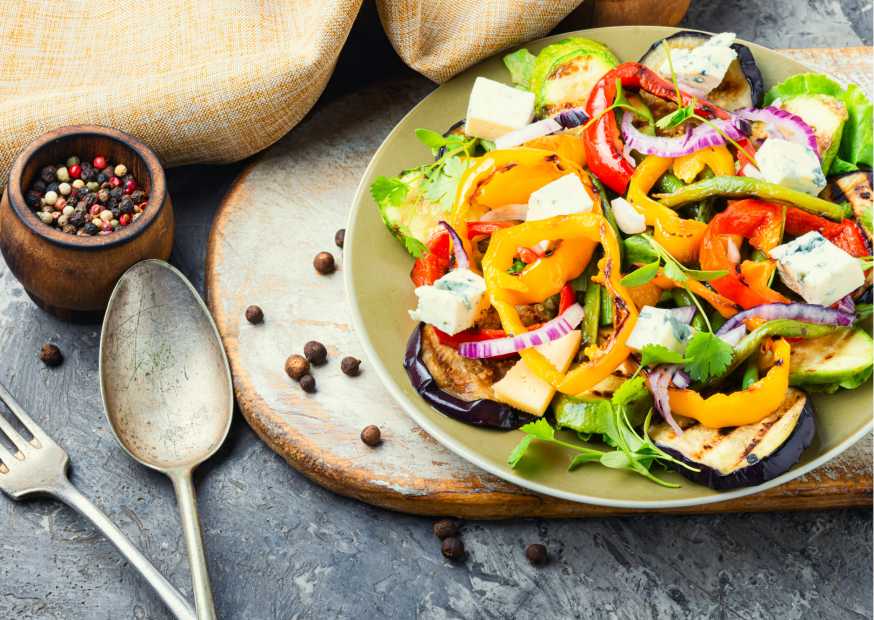 طريقة عمل سلطة الخضار المشوي