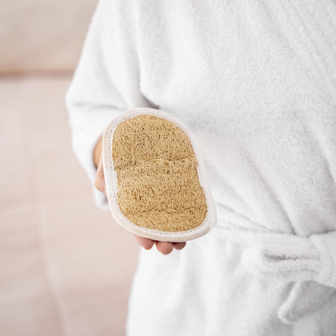 close-up-hand-holding-brush